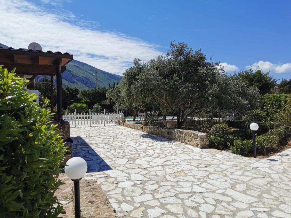 Villa Hibiscus Кастелламмаре-дель-Гольфо Екстер'єр фото
