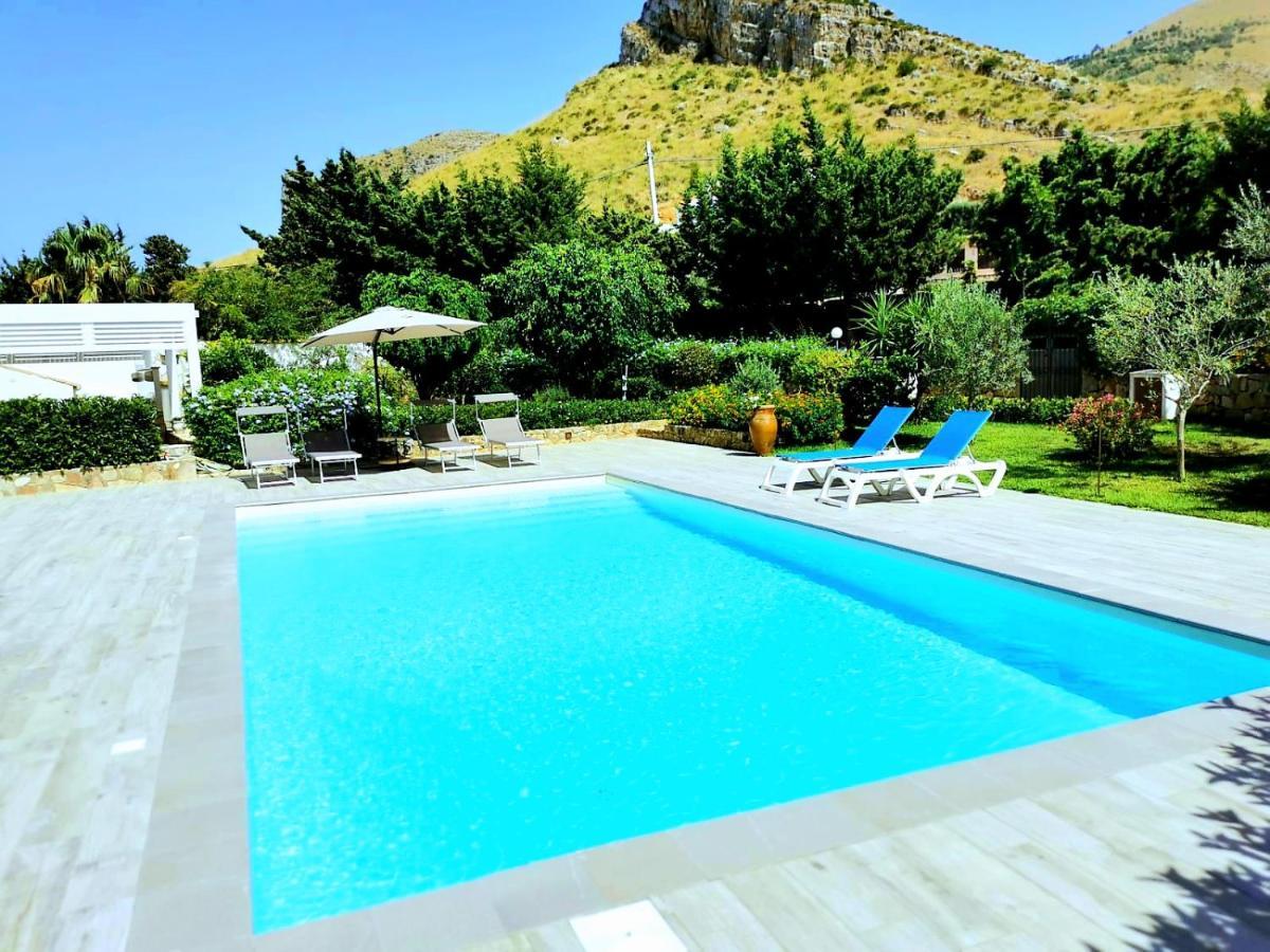 Villa Hibiscus Кастелламмаре-дель-Гольфо Екстер'єр фото